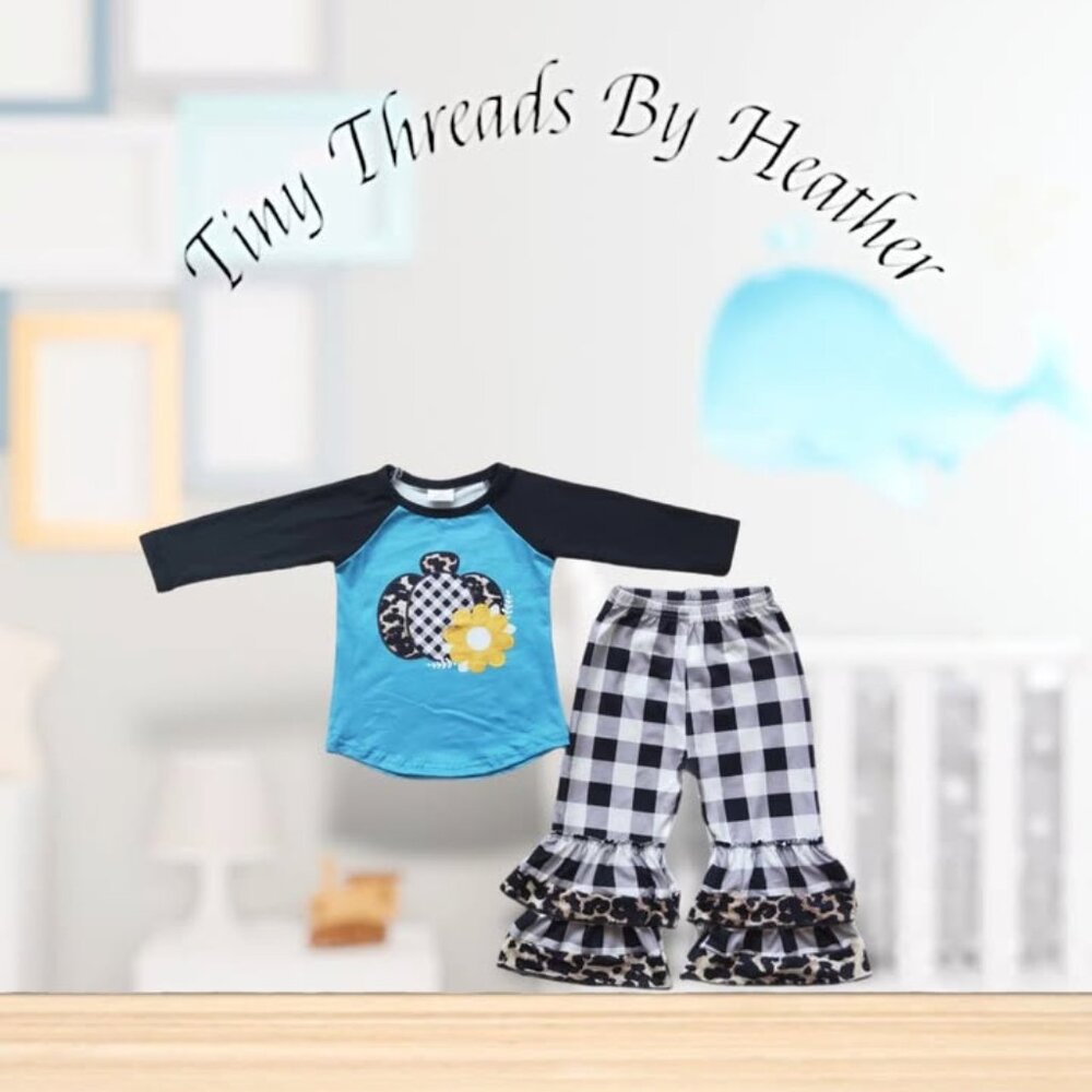 3T Girl Black and White Ruffle Set.